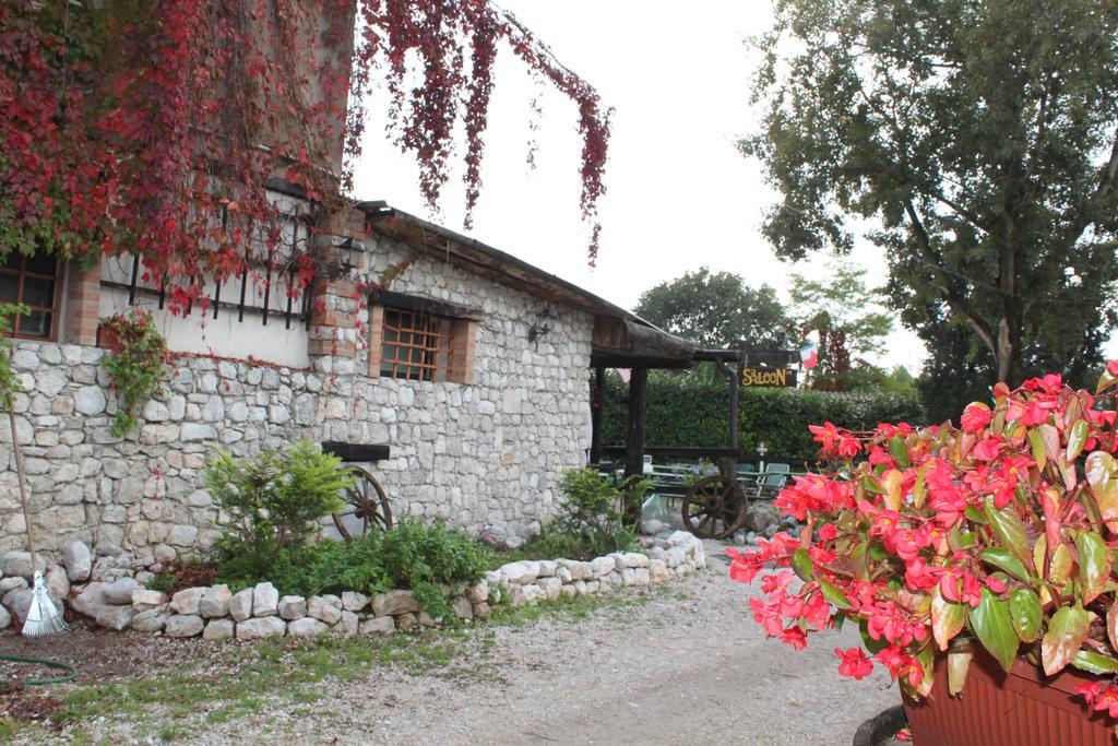 Agriturismo Al Ranch Villa Castello dʼAviano Exterior foto